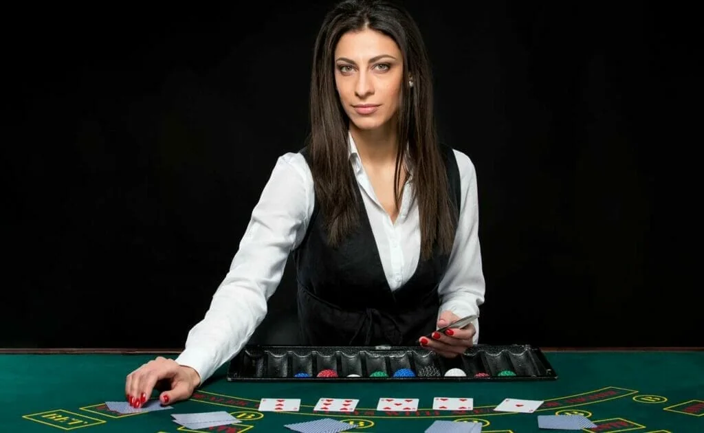 Dealer memandu meja permainan kasino live